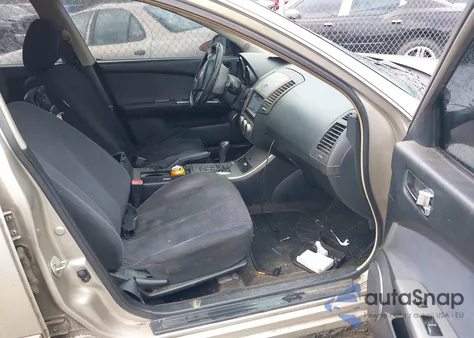 2005 Nissan Altima 2.5 S из США, поврежденный, VIN 1N4AL11D45C376411